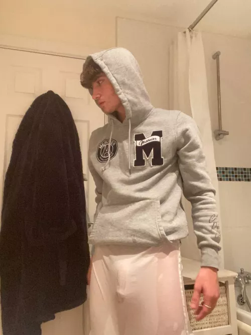 Did you see it? 👀🍆