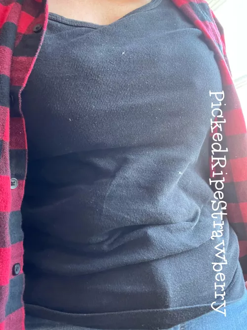 Digging my new shirt