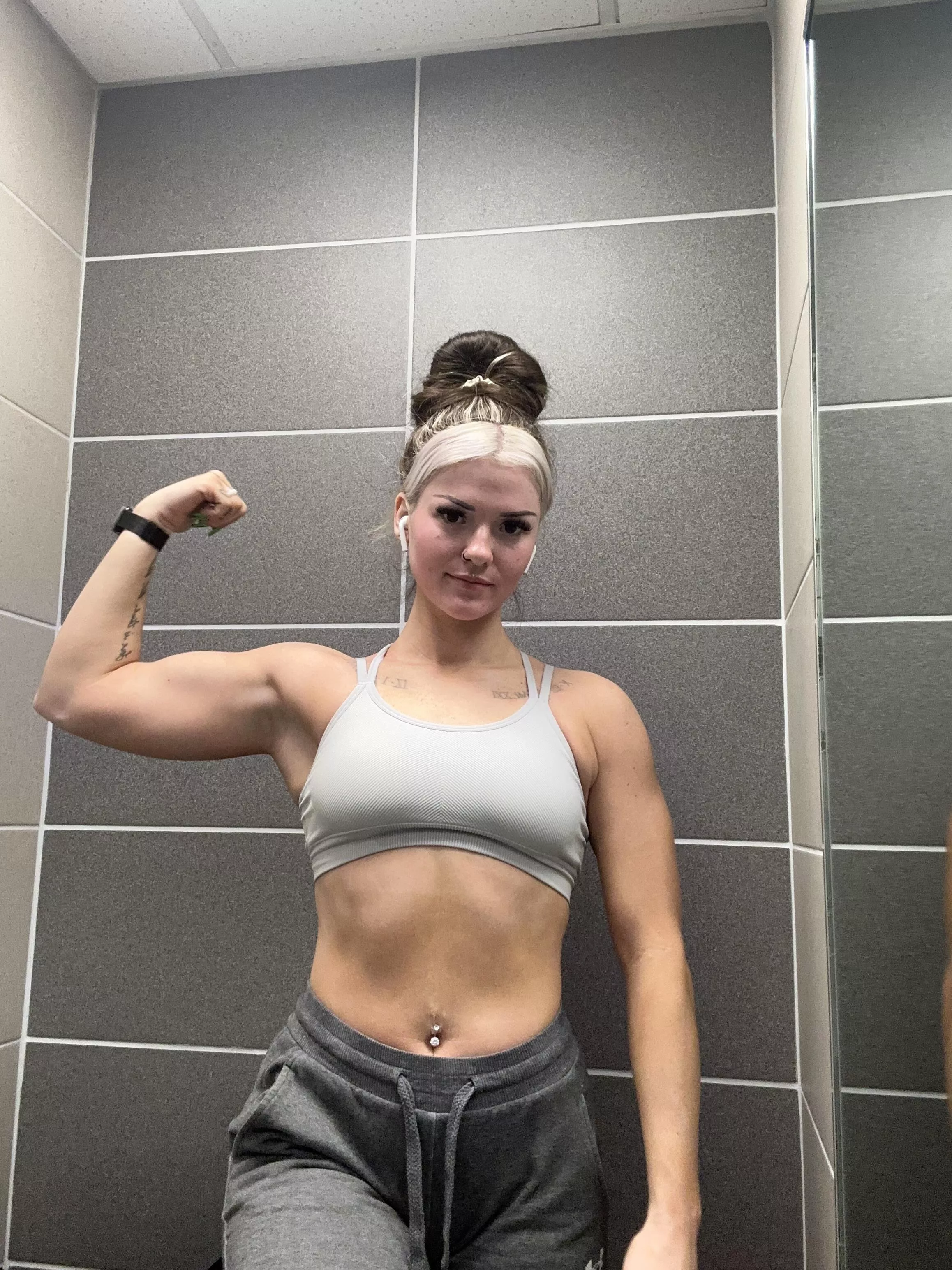 Do i look like i workout