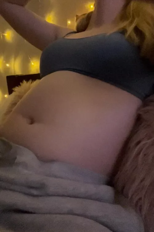 Good girls drink up when daddy tells them to 😍👸🏼