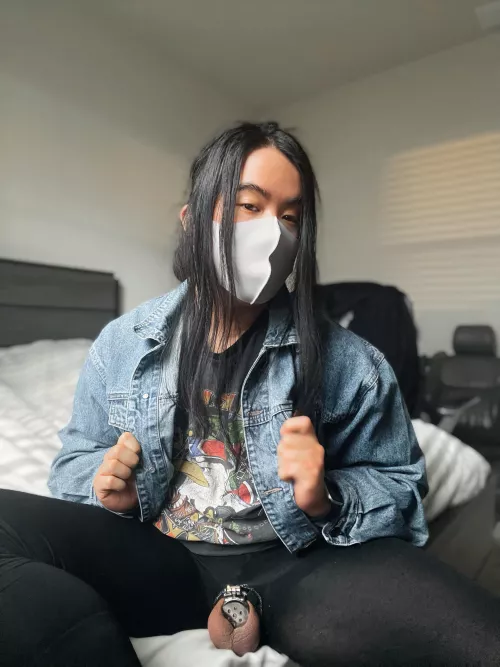 Happy Easter! Will you be caged today? 🙋♀️