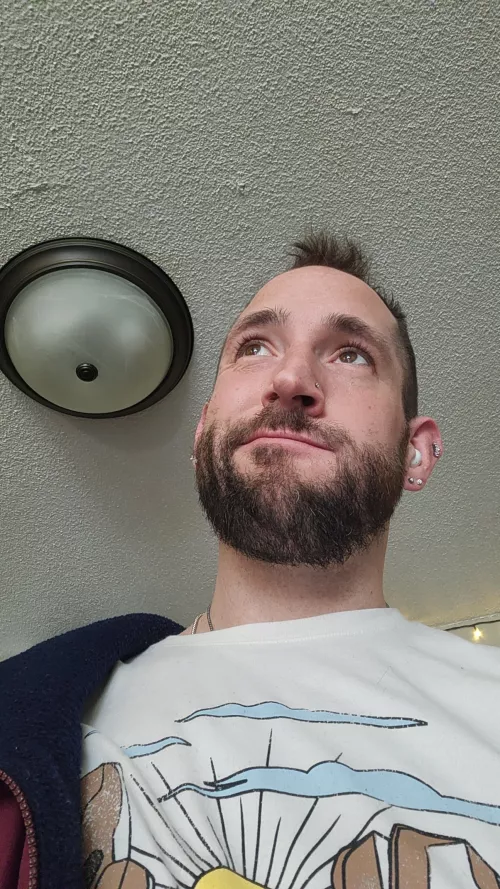 Hey. I know you're not ready for the new week... But let me tell you, you got this! You're gonna have a great week!