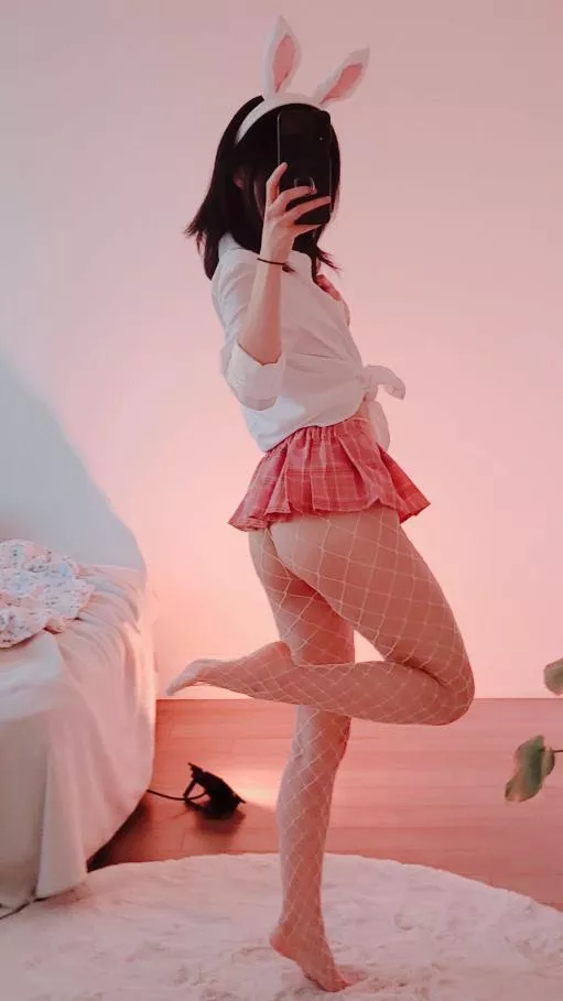 Hopping my way into your heart~