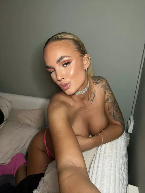 I like it when men moan, just saying.