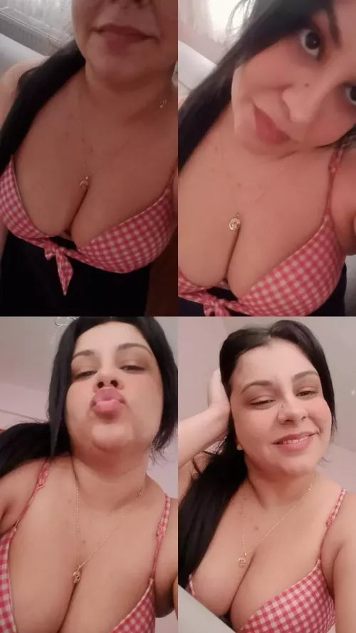 If we go on a date, will you stare at my cleavage or keep the eye contact?