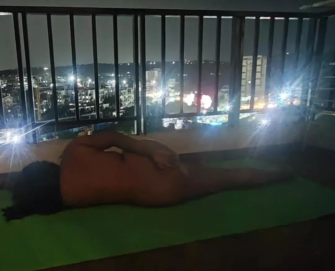 Jarvis, enable night vision 👓 [F]irst Post here ☺️