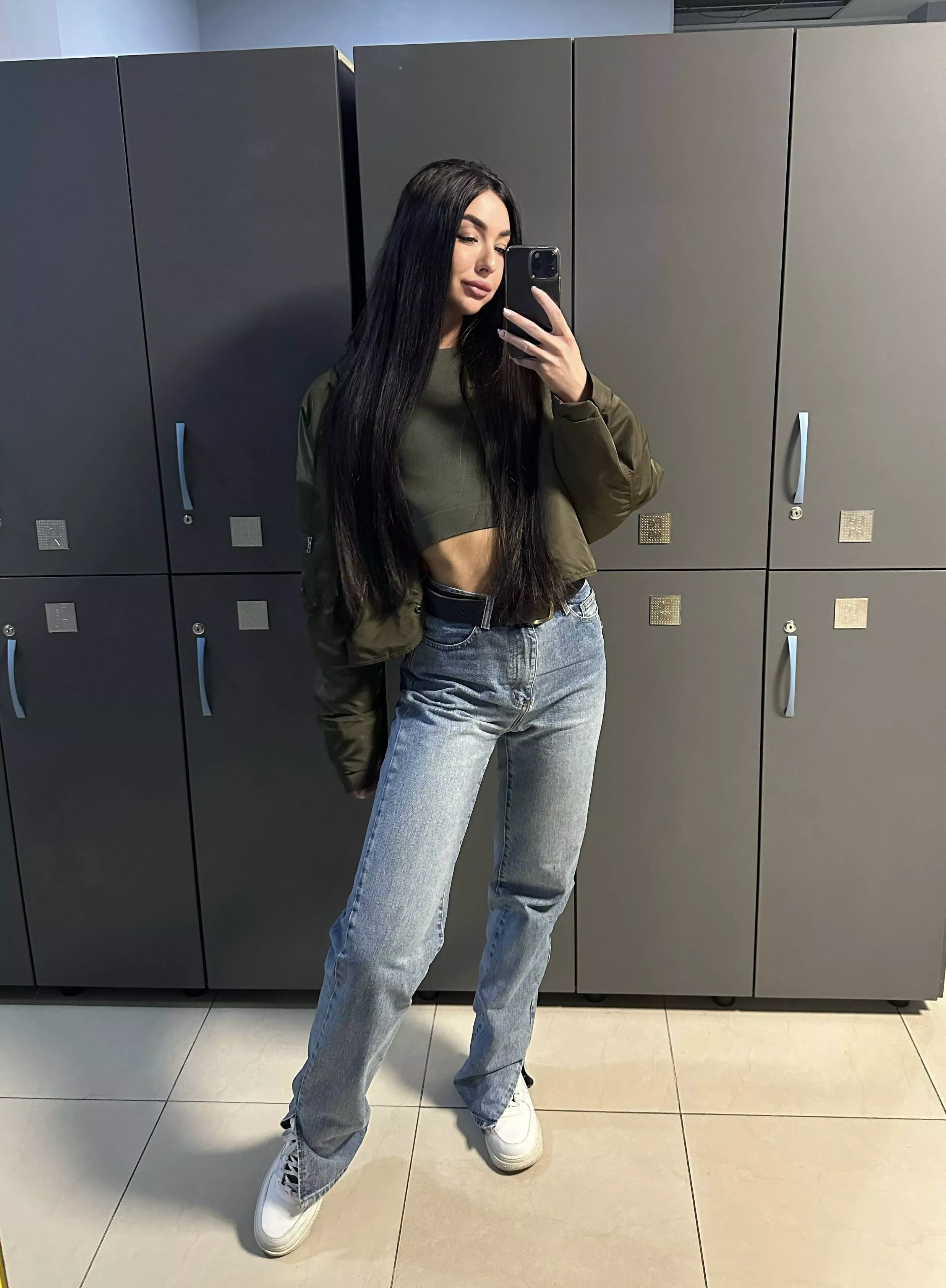 Really liking today's outfit, I hope you do too