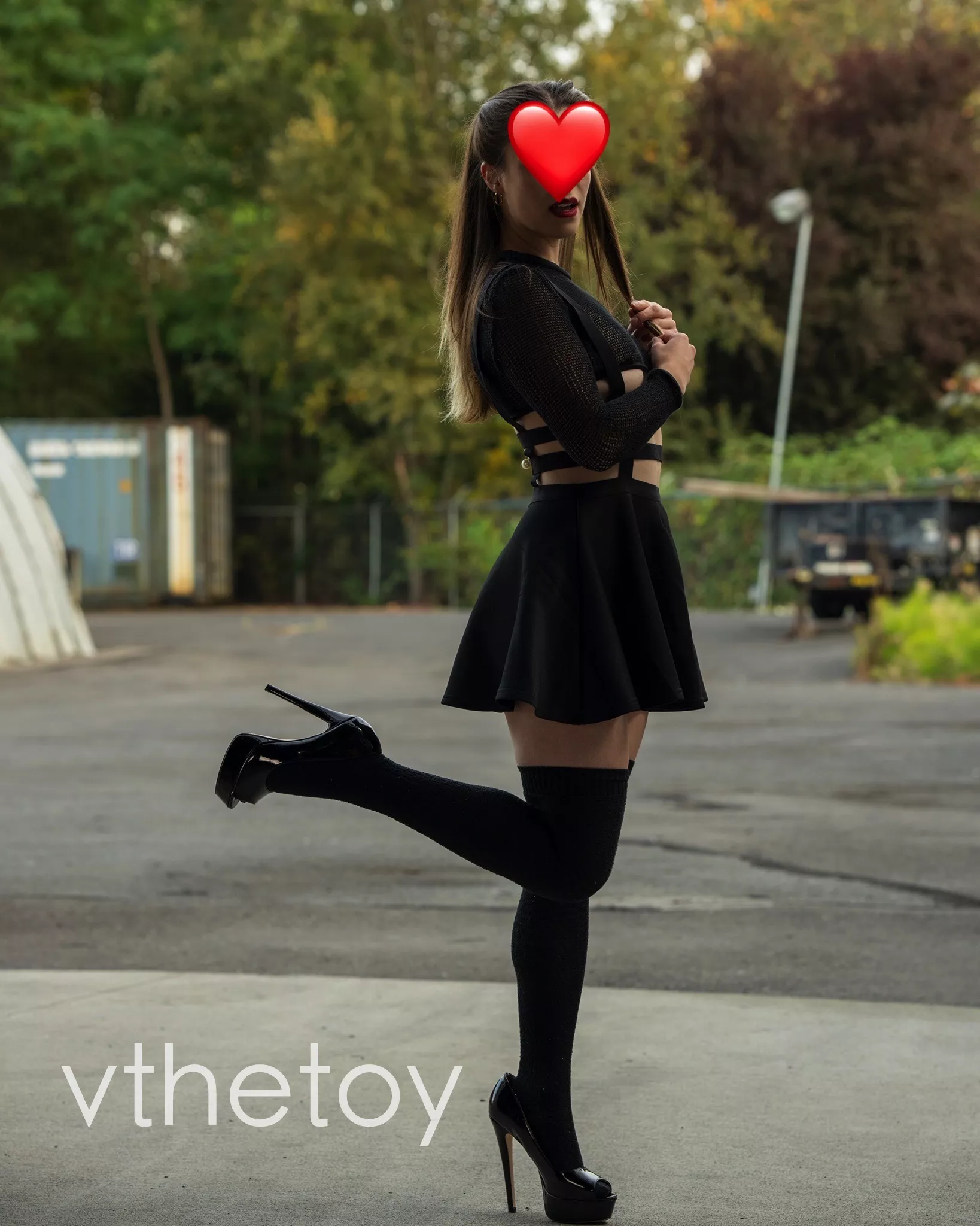 This should be the standard uniform [F]or schoolgirls