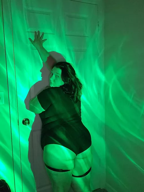 Waiting for you to spank me 😈