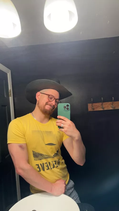 What do we think of my new hat?