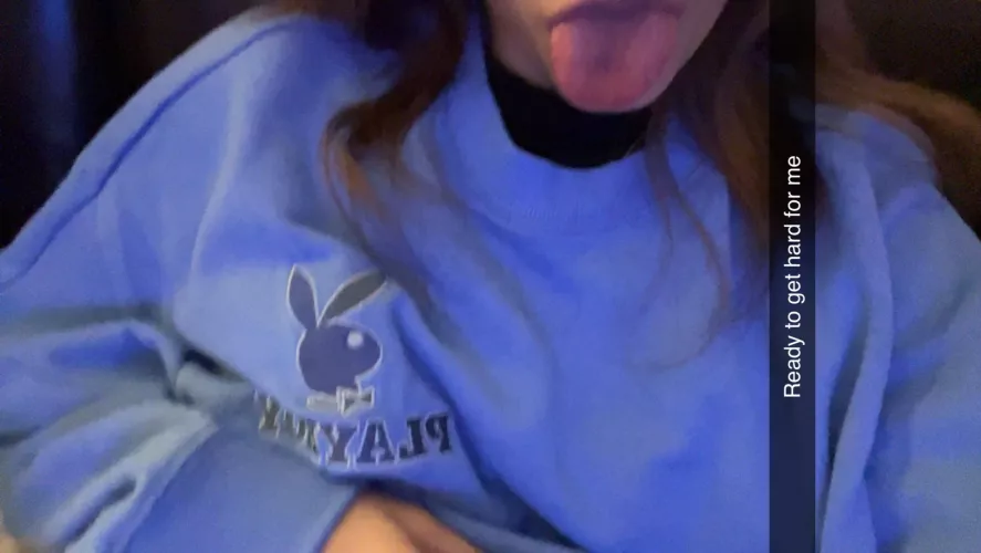 White cream ⬇️HERE