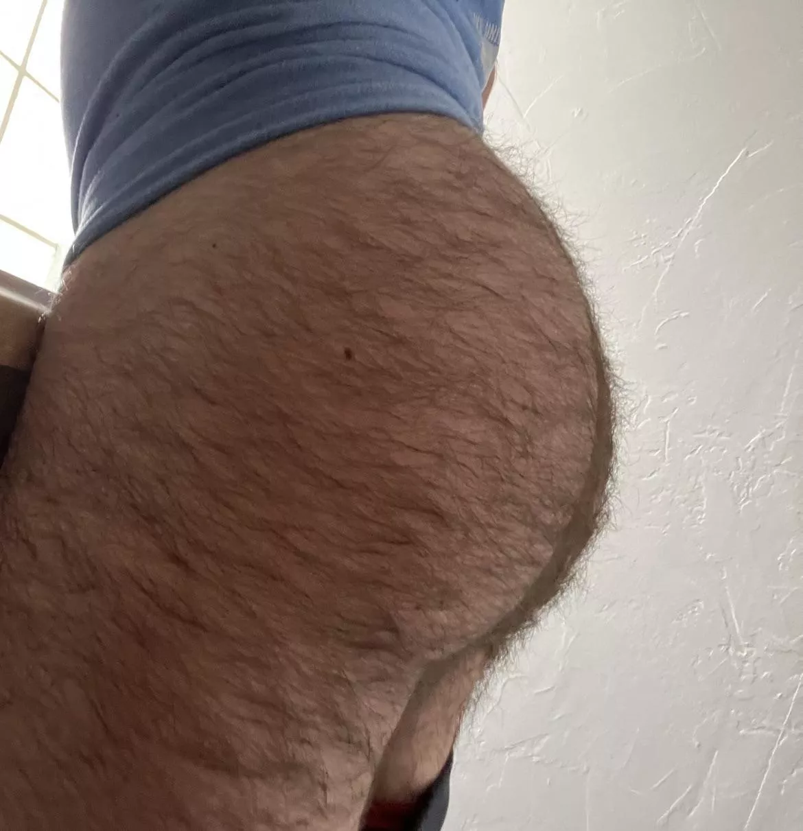 24 in shape DL with a big furry ass. 👻 DM me or add my snap: FrryBur