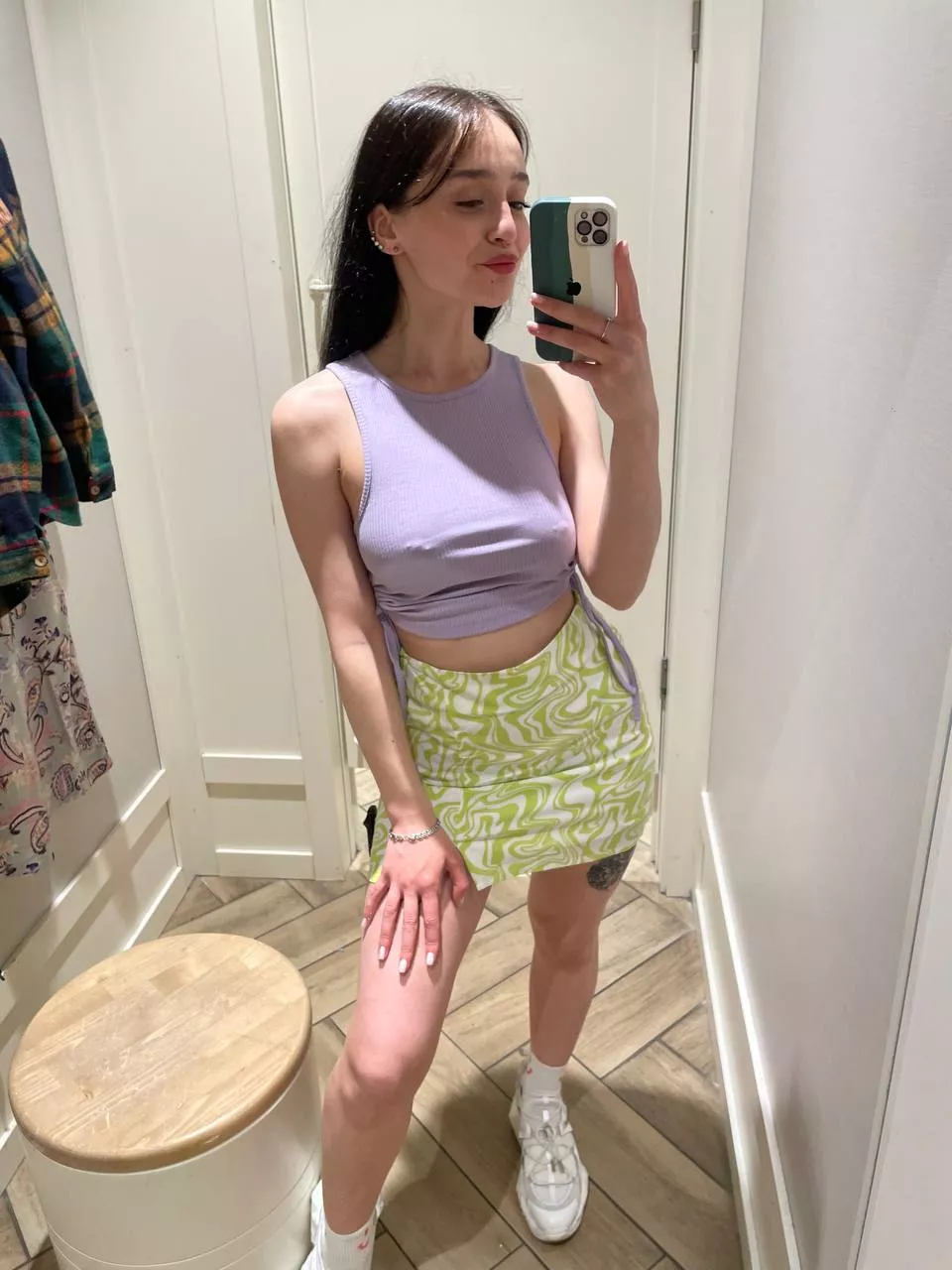 Can u imagine if my shirt got wet