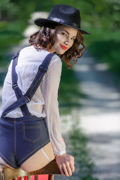 Diana FG in overalls