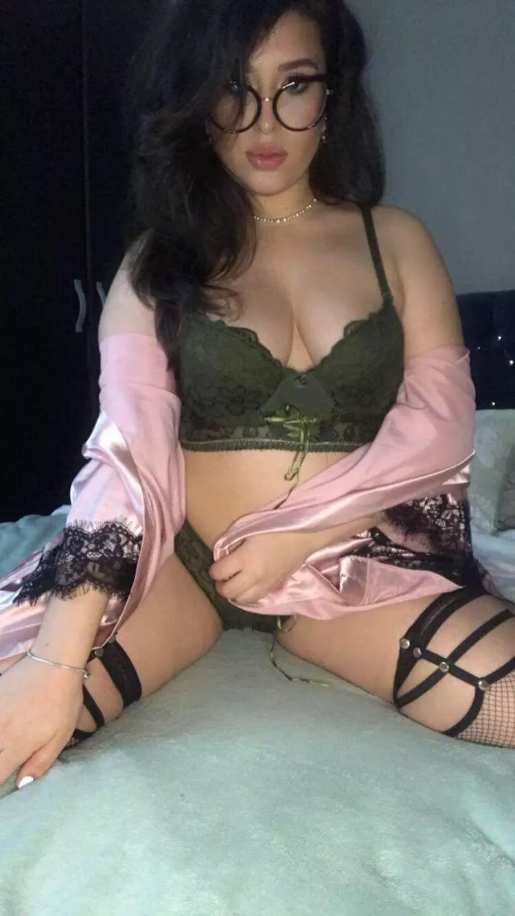 Don't you wish I was in your room right now?