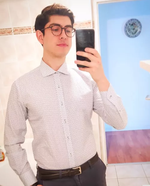 Got a job interview now, wish me luck 🤞