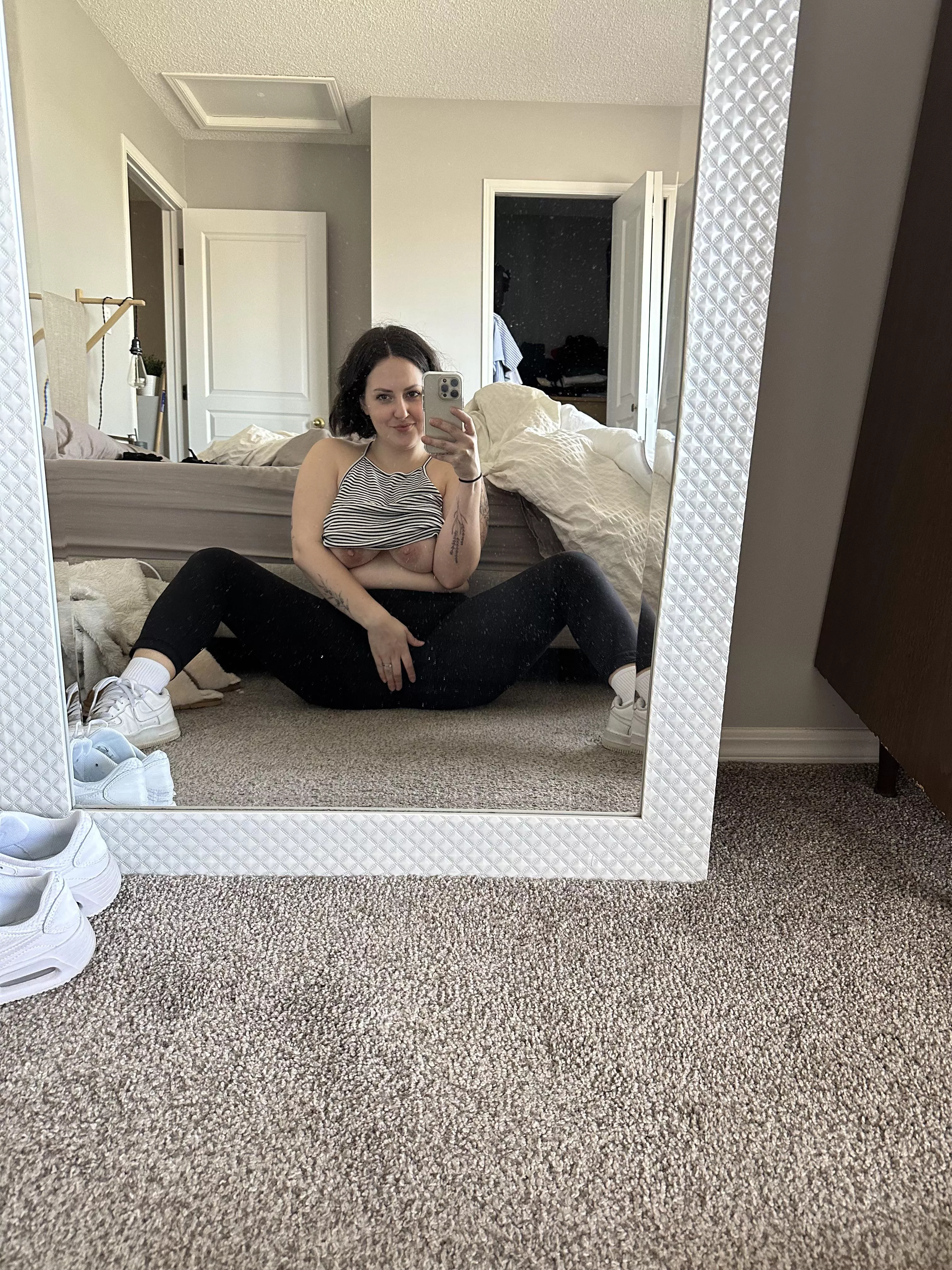 Hubby thinks I’m upstairs cleaning…