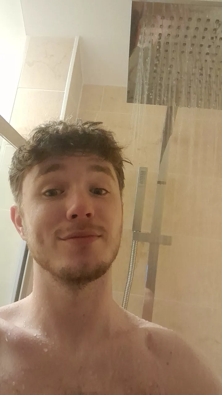 Long day on the farm, whos helping me scrub down? Long day on the farm, whos helping me scrub down?