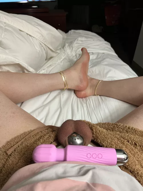 My new toy is much bigger than my clit 😍