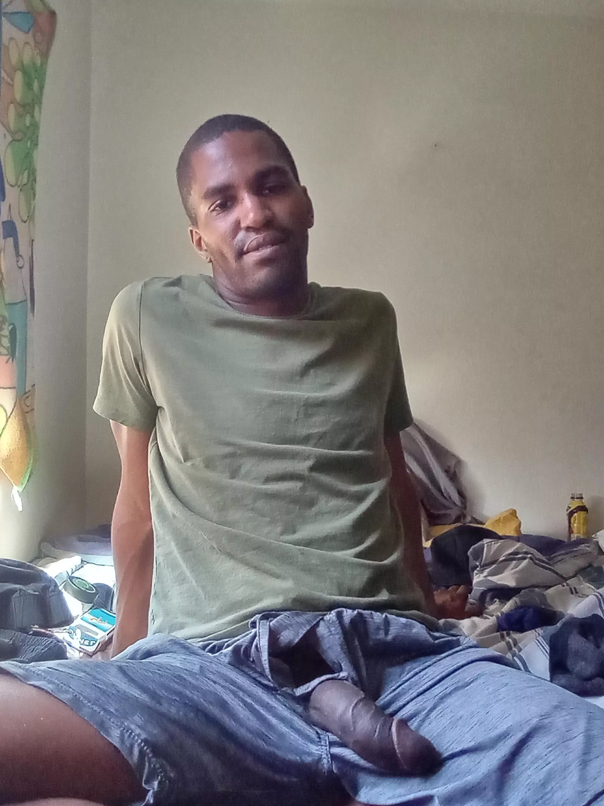 Oops I slipped out 😜