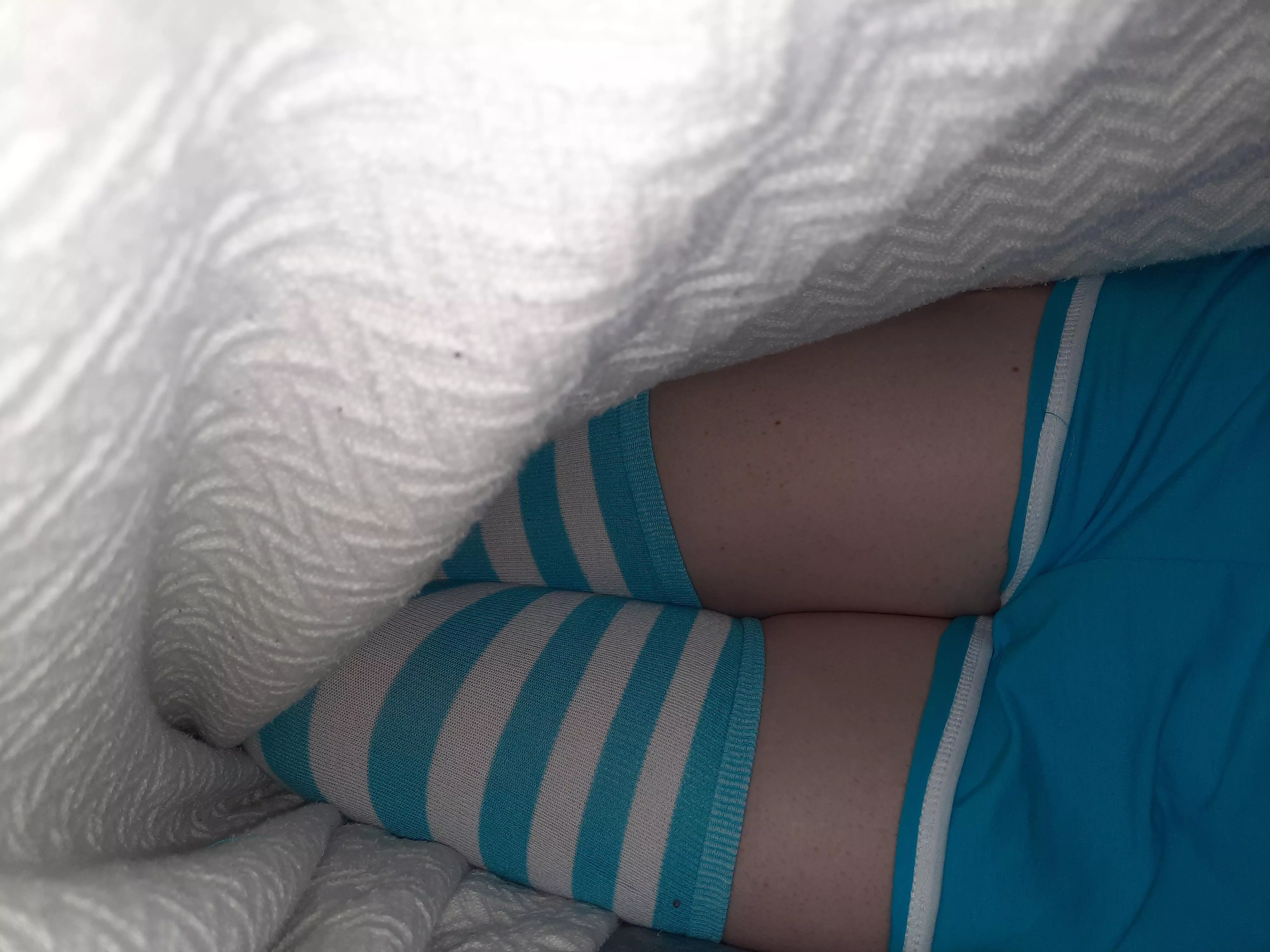 the secret blue boi thighs