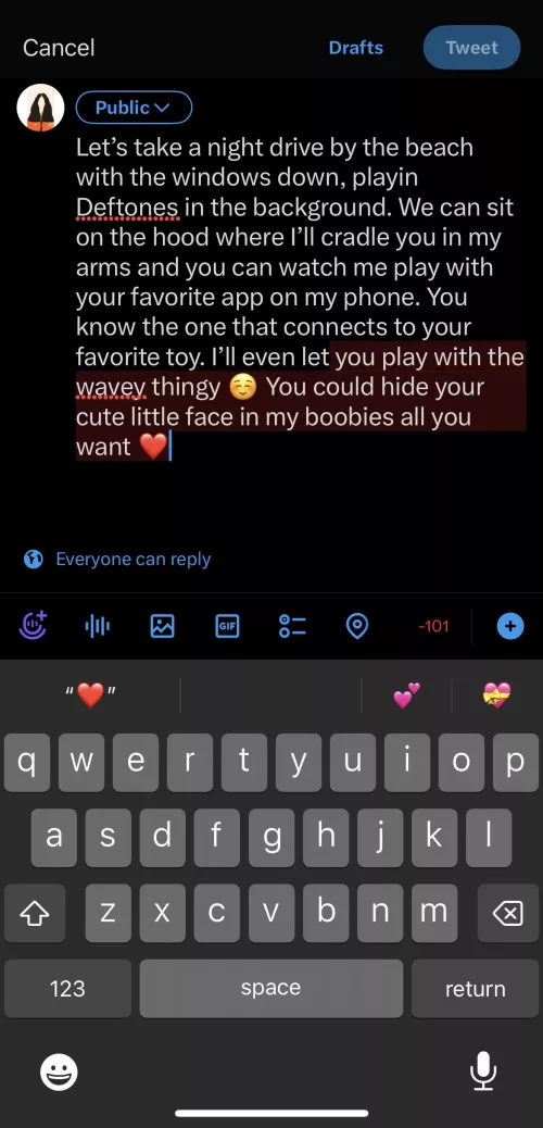 Twitter will never know in what a mood I’m in bc it’s too long 😑 lol what’s your idea of romantic moment? 🥰