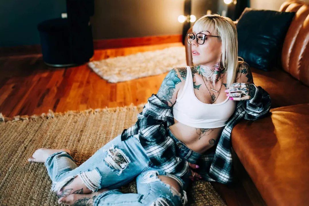 36yo MILF that needs to be pleased 😈💋