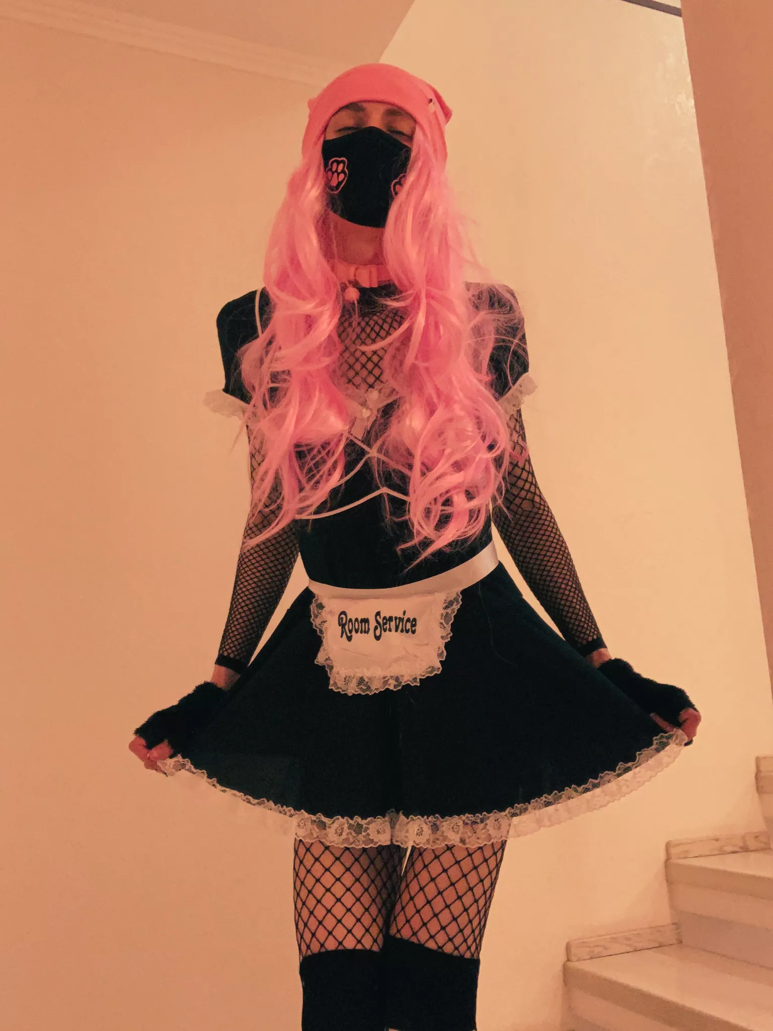 Am I cute wearing this outfit?