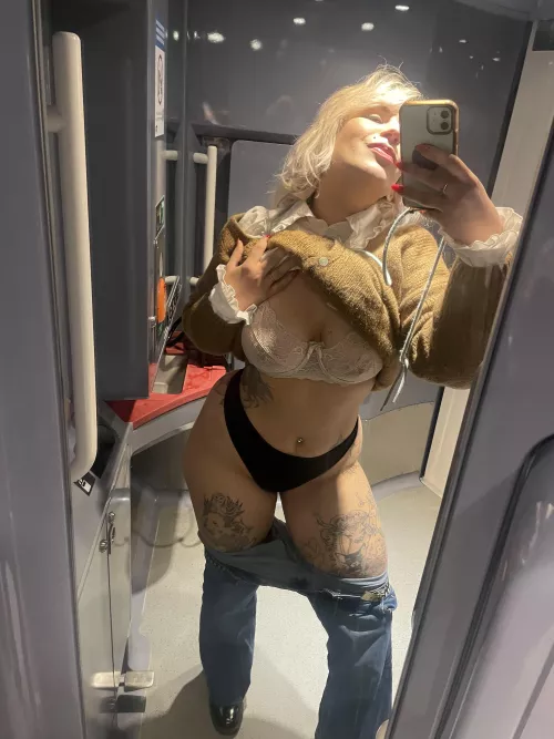 And If somebody open the door of this public toilets?