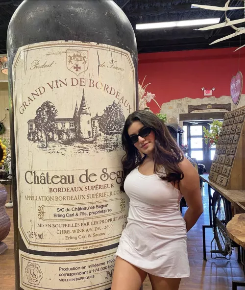 big wine bottle for big..sunglasses