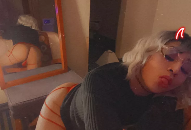 Can I be your favorite? 🥺