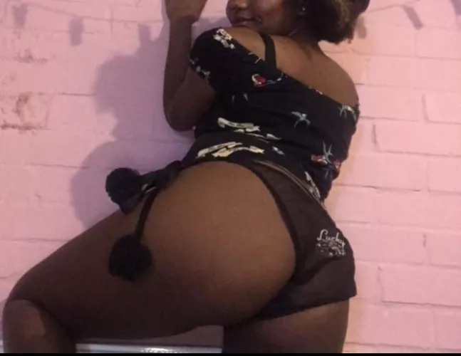 Cover me before work? 💋