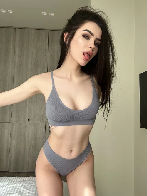 Flawless beauty, sultry look.