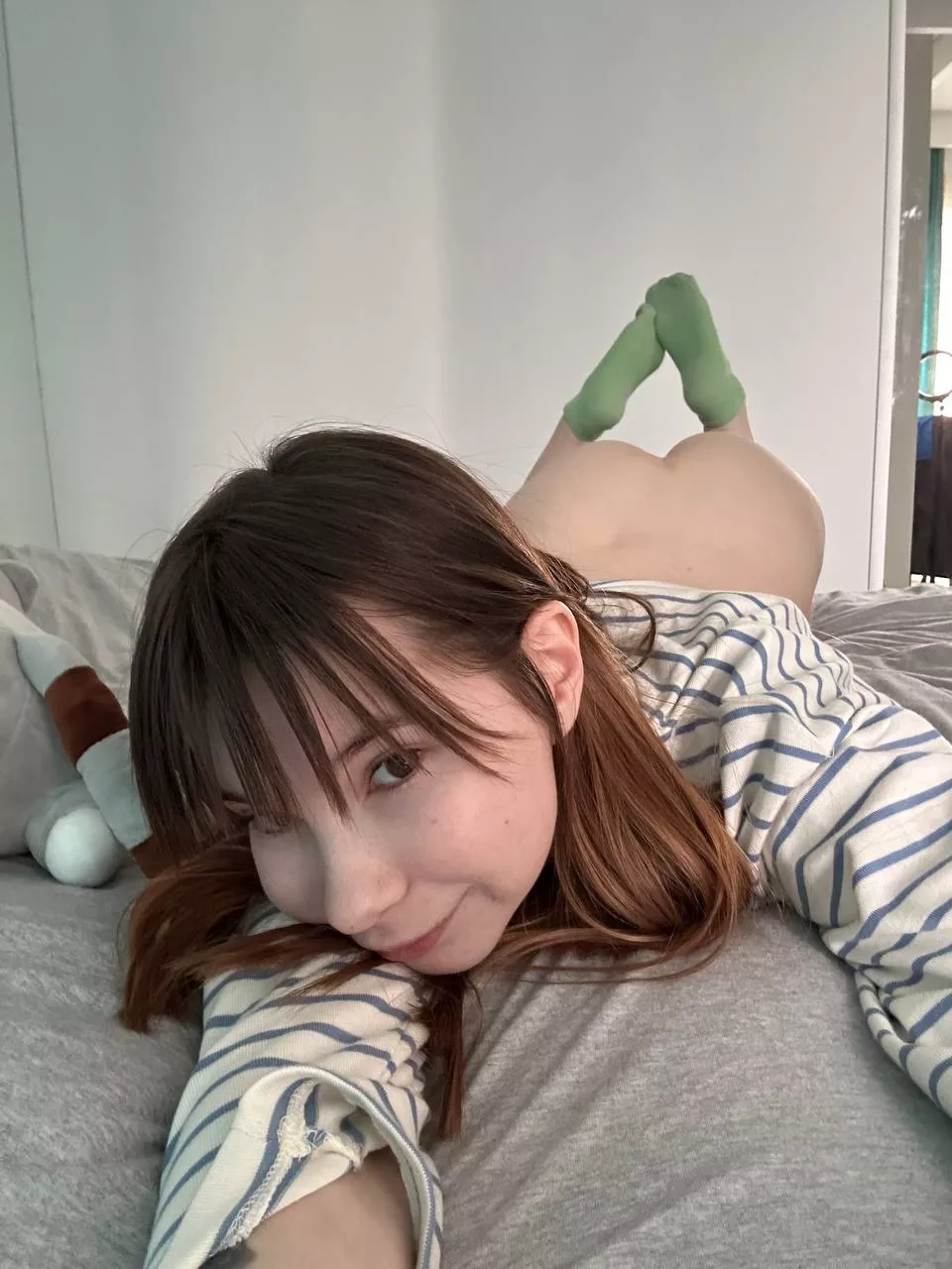 Girls in socks are the cutest