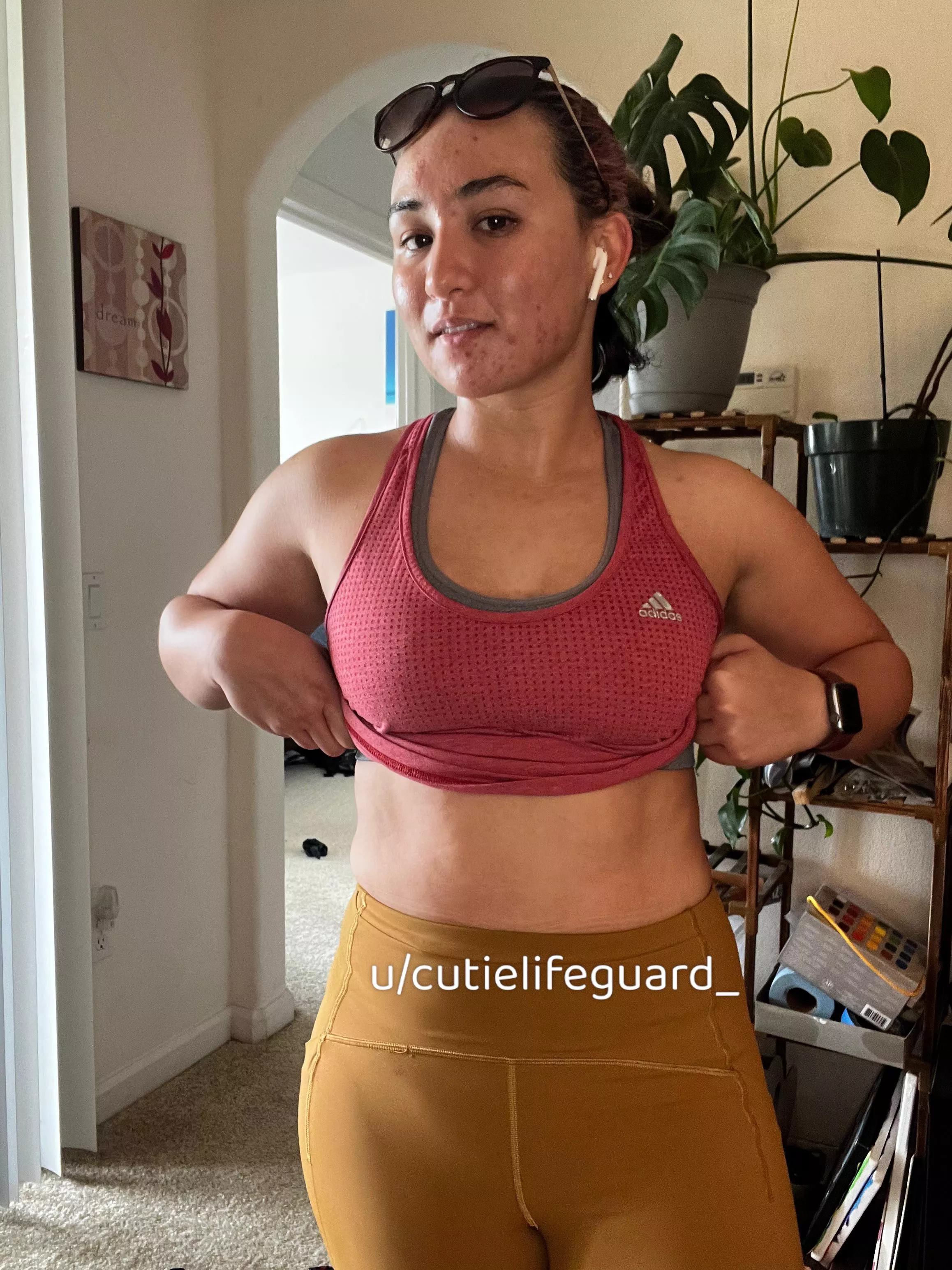 Leg day got me sweaty