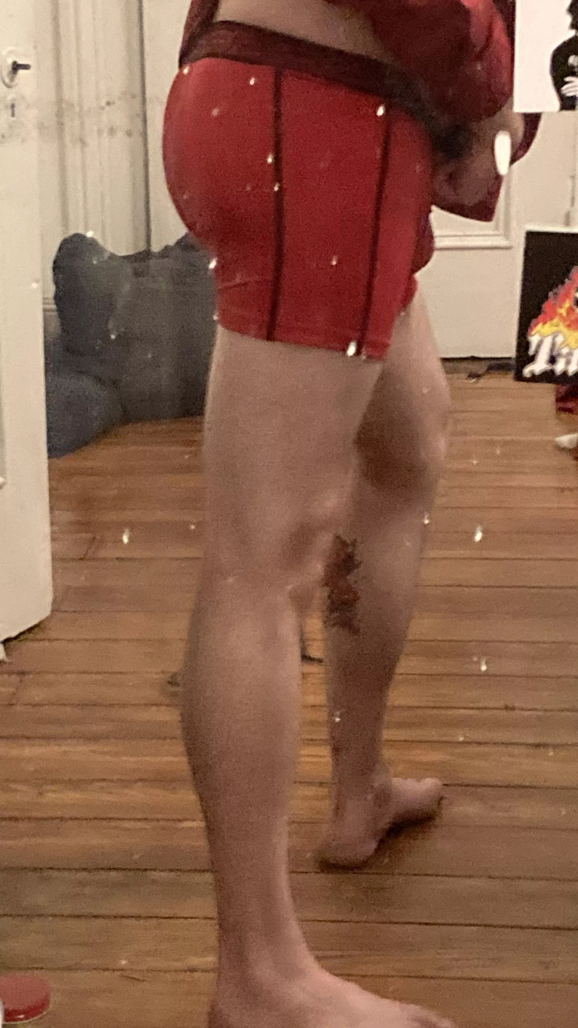 Legs and butt looking right