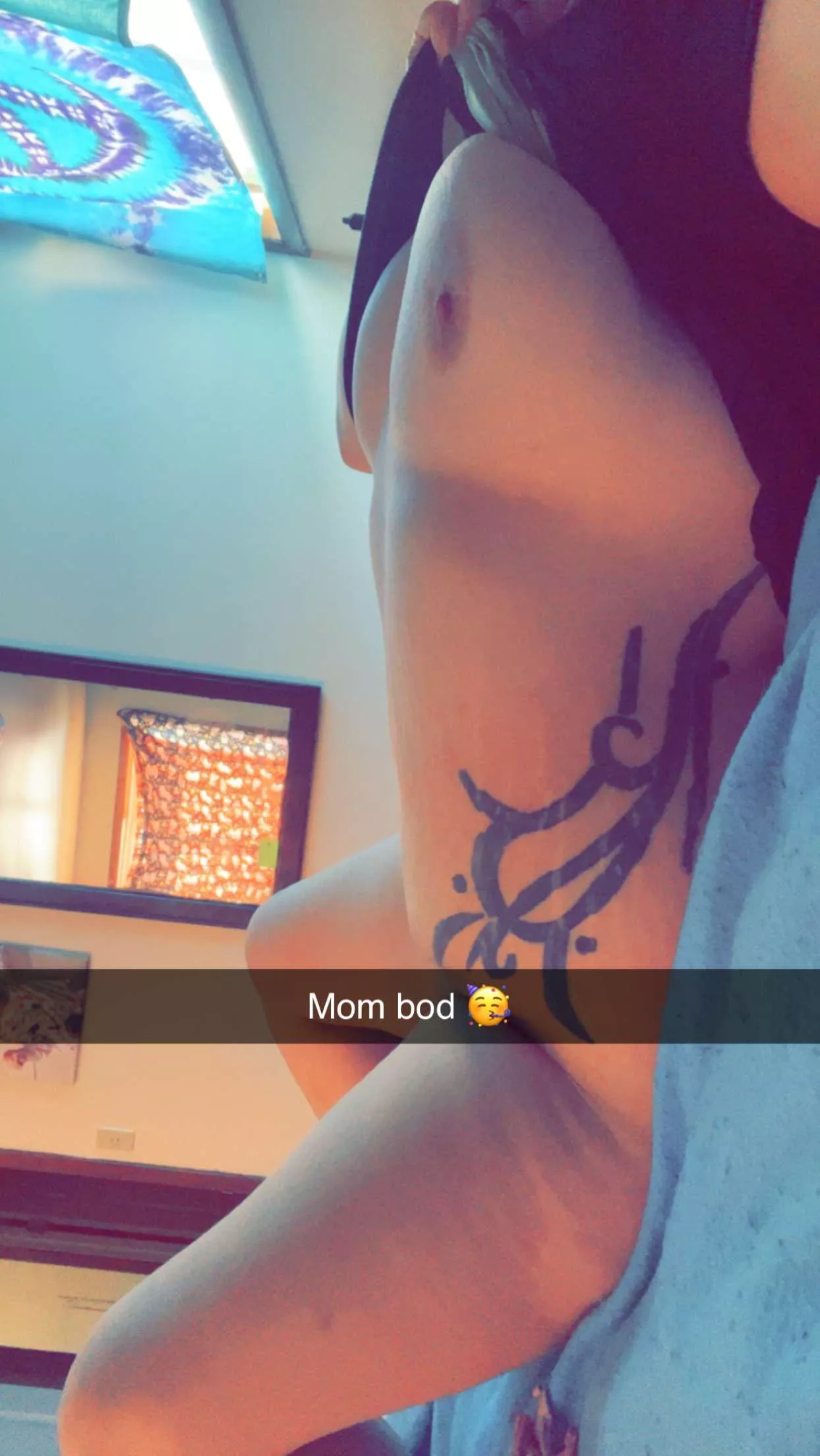 Like what you see ladies? 😘