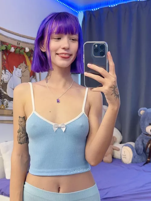 little allergic to underwear 😋