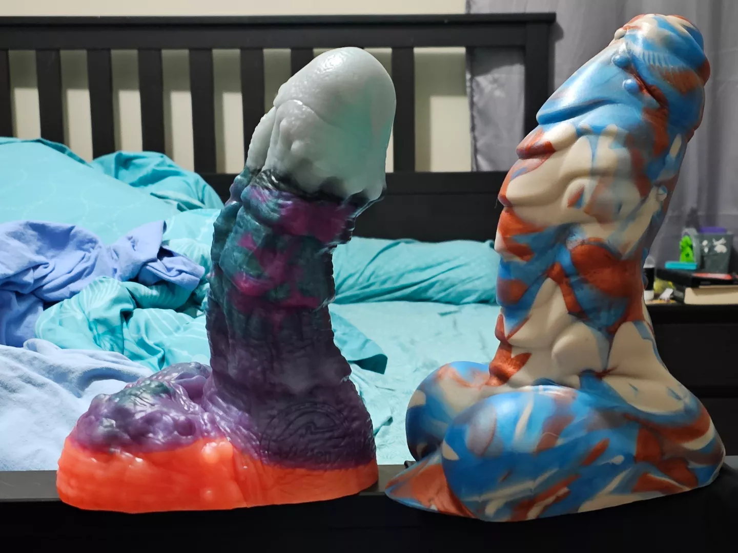 M/M Baron came in today. He's next to a large Flint.