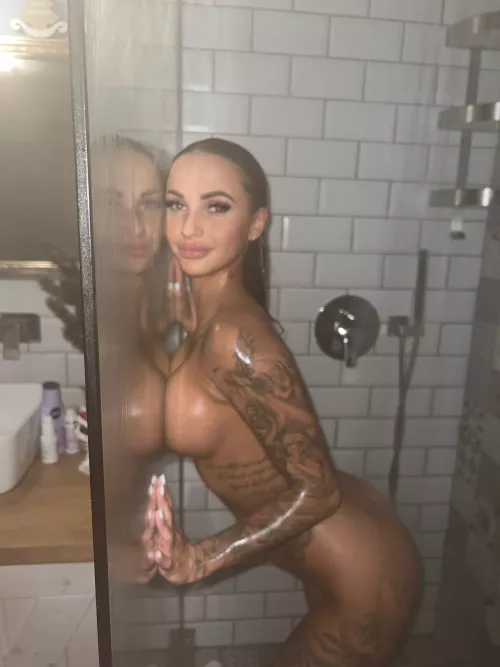 So ready for a good shower fuck