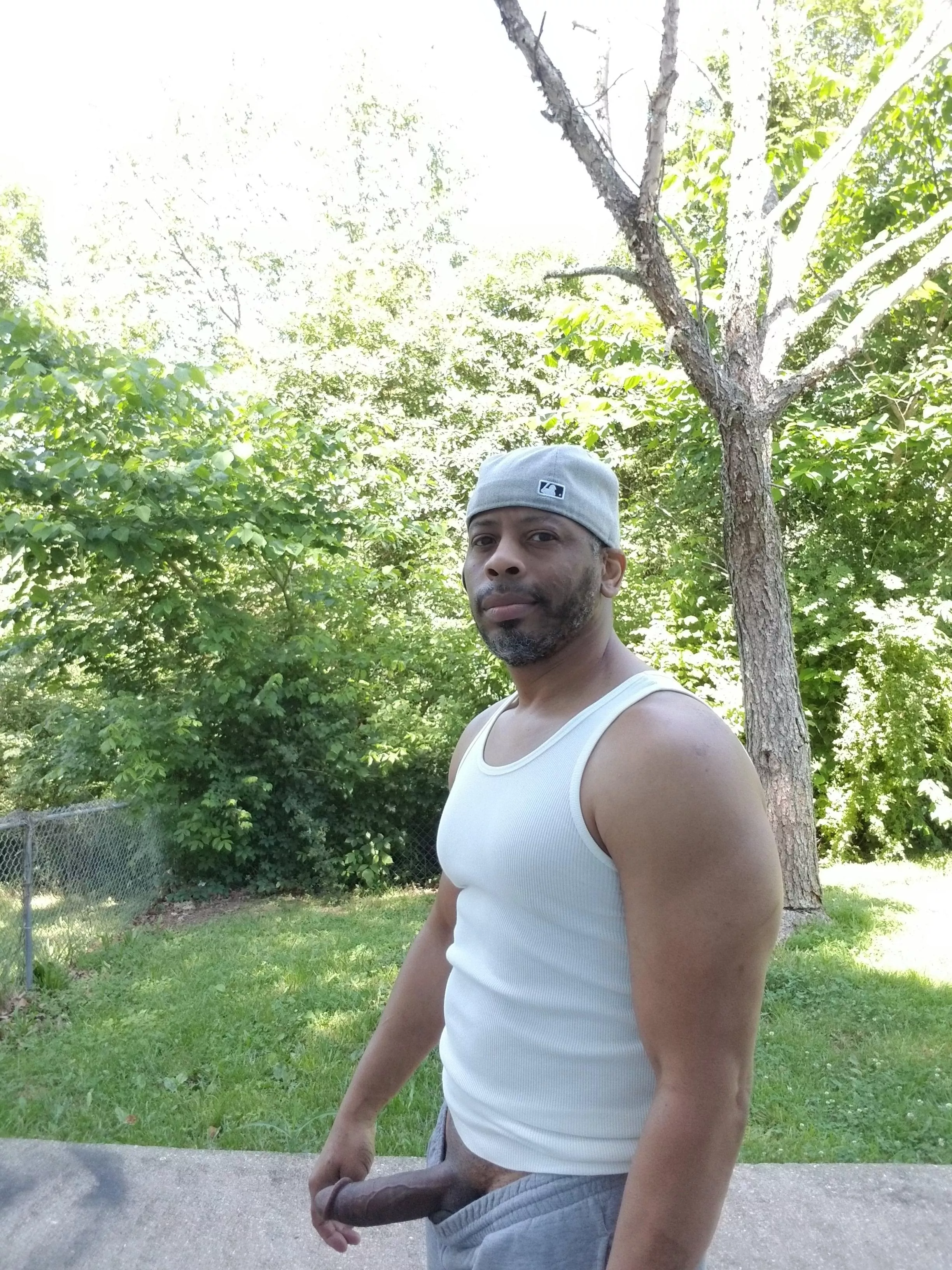 Think my neighbors seen me?