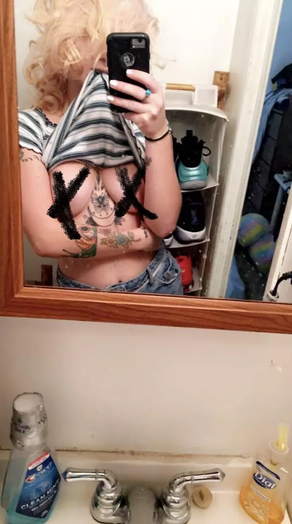 ur favorite pale slut