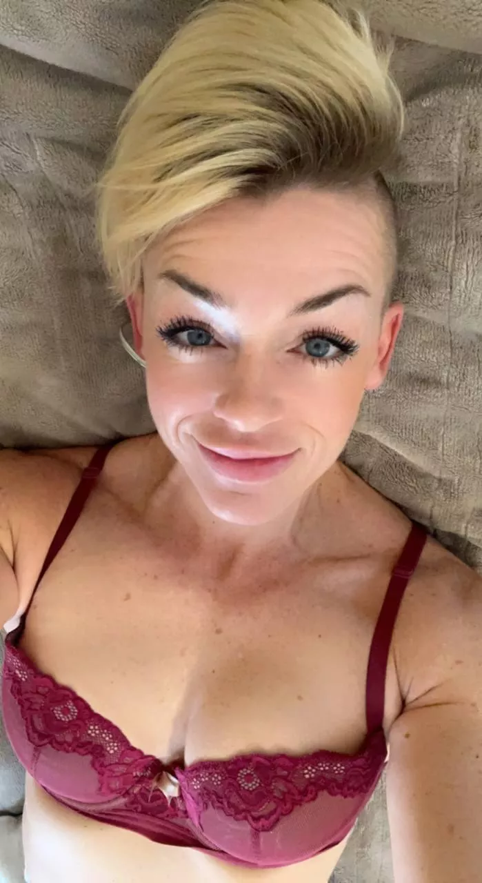 Waking up as a blonde milf pixie isn’t easy