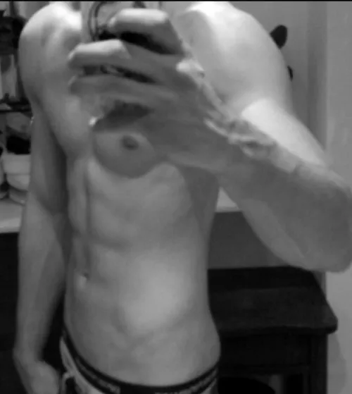 Workout done who wants to join me in the shower? 💦 [M]27