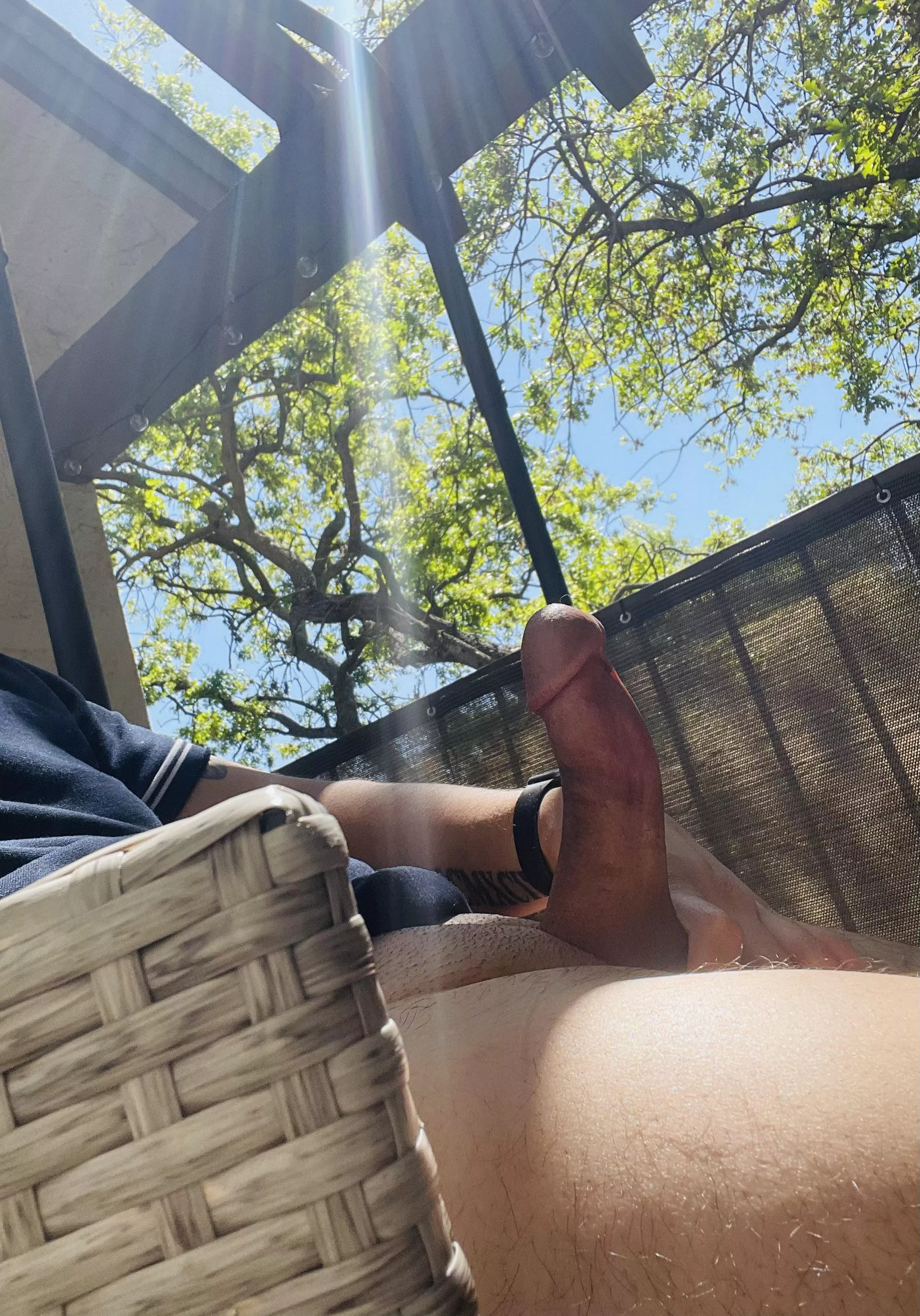 Any Volunteers To Suck Me Outside?