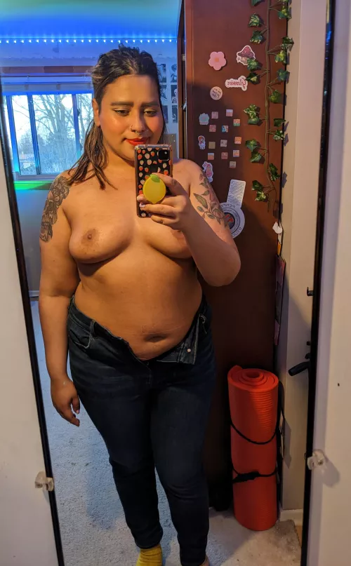 Do you got a friend who randomly sends you pics like this?