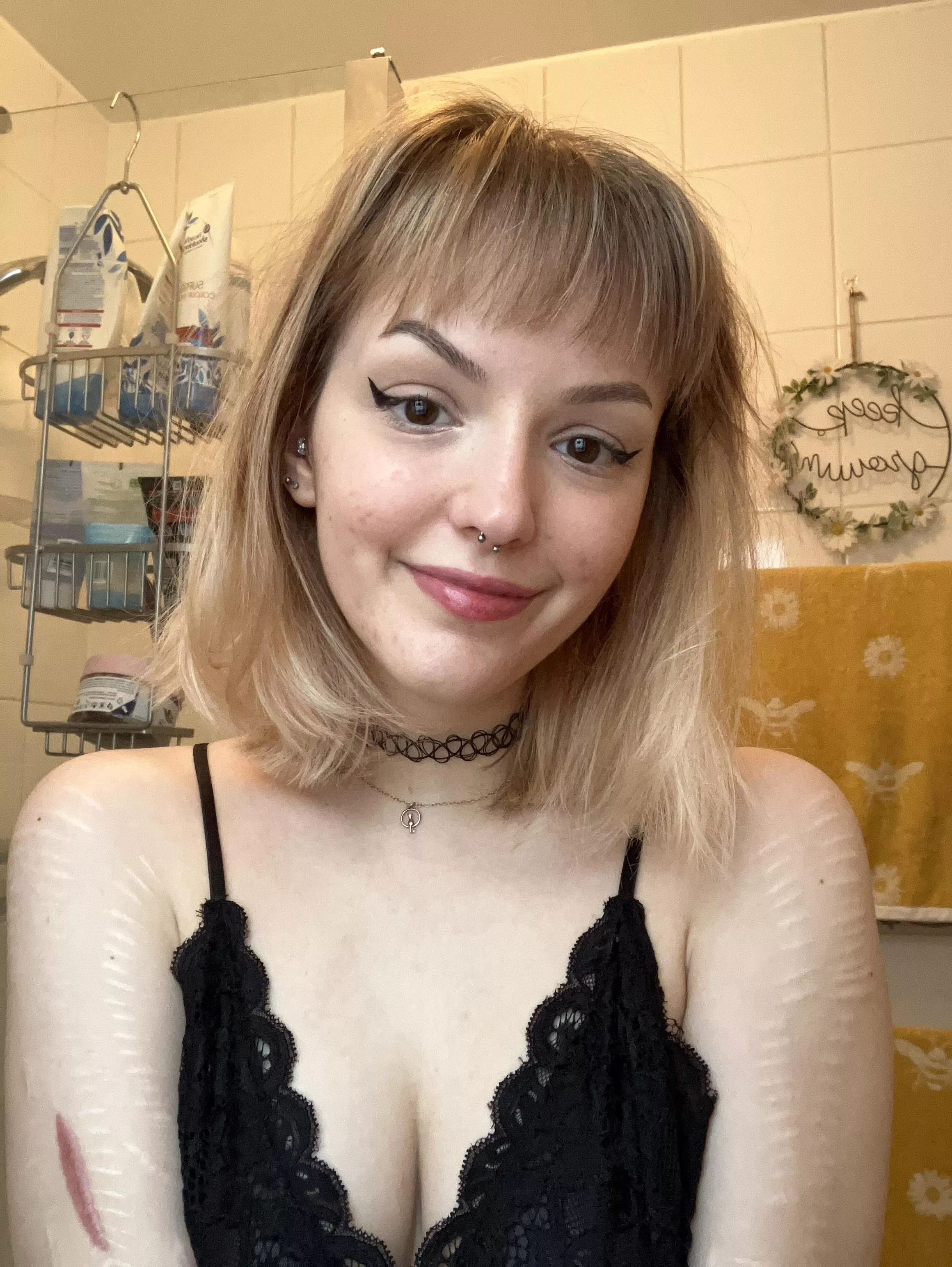 (F) Good morning 💋