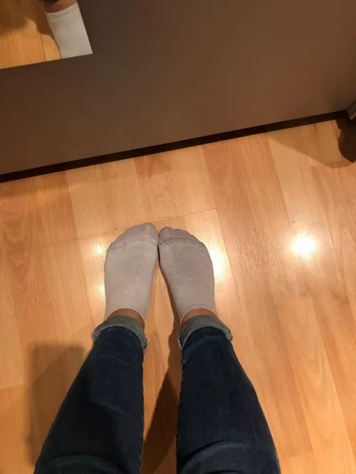 [F] I hope you like my socks