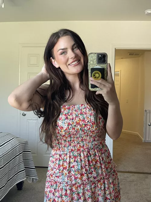 flowy dress for easy access 😍