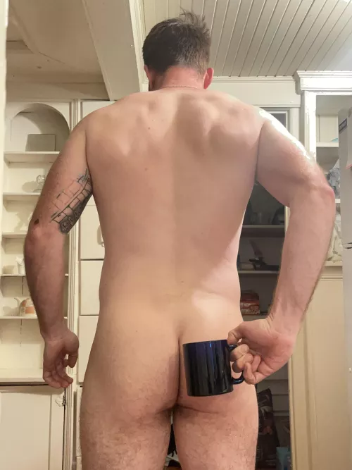 Grab a coffee. Grab an ass (and you better fuck me 😘)